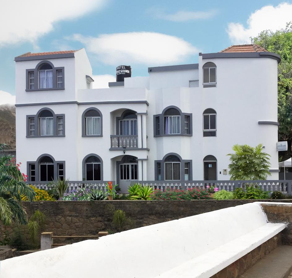 Hotel Cruz Grande-Brava Vila Nova Sintra Экстерьер фото